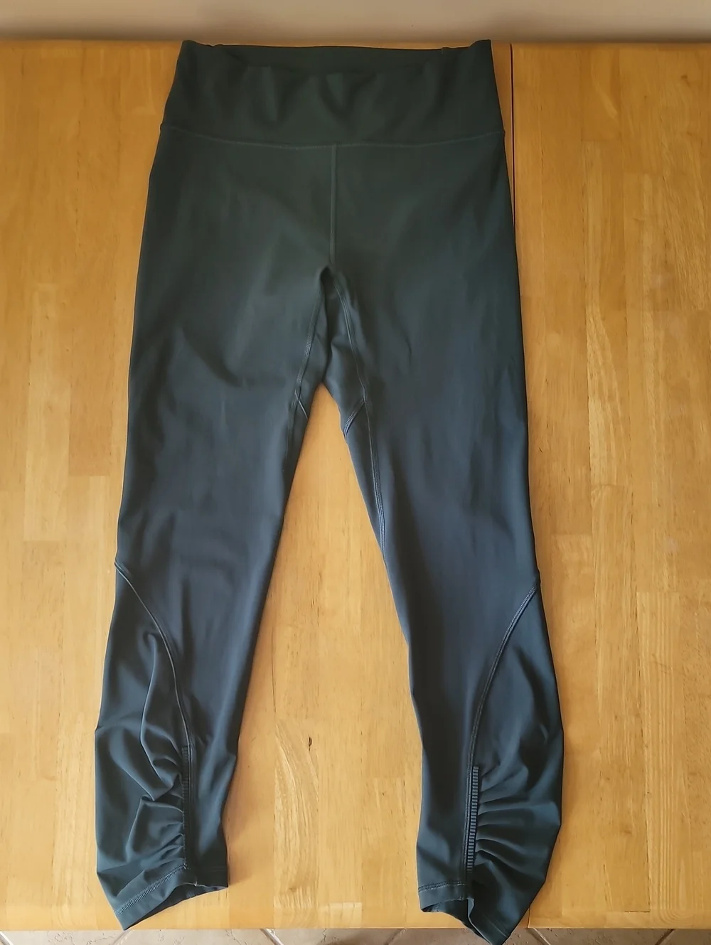 Lululemon Leggings Play Off The Pleats Tight 25